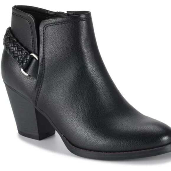 NWOT BareTraps Black Ankle Charlotte Booties Size 8 1/2 M - Picture 1 of 11